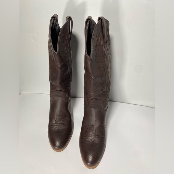 MIRANDA by Miranda Lambert Western boots Cowboy/Western Paisley Almond T…
